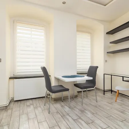 Prusa Standard Studio Apartment